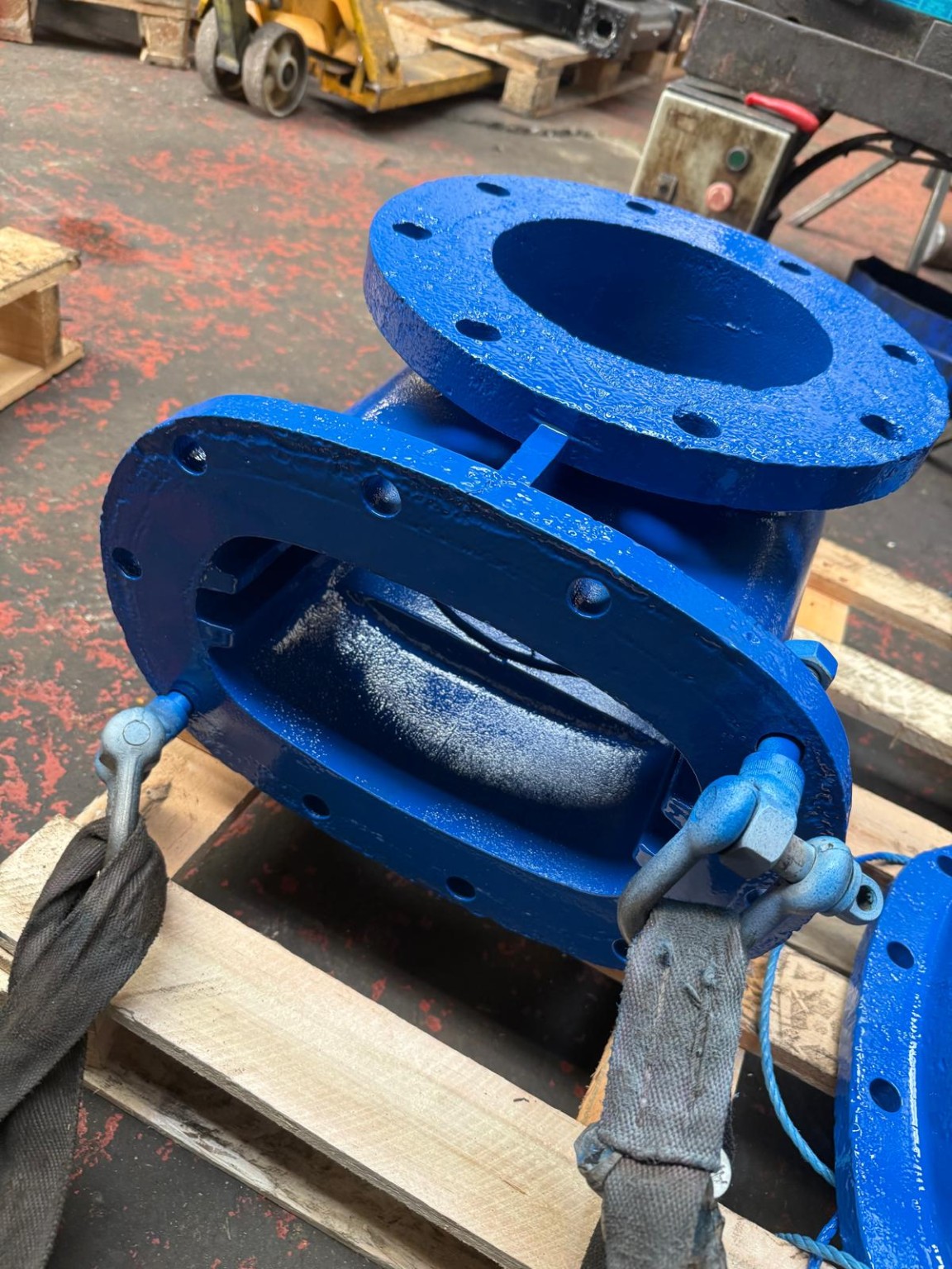Internal view of the reservoir water valve during strip-down and inspection
